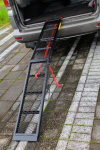 鐵製登車板 鐵製登車板