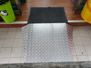 鋁合金門檻斜坡板 鋁合金門檻斜坡板