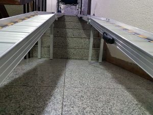 SZ326輪椅斜坡板標配支撐腳不晃不下沉