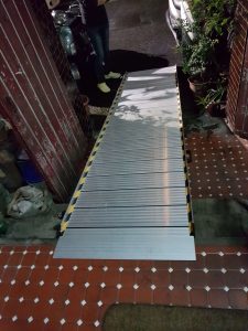BH326可攜式斜坡板表面密集的防滑紋路永不磨損