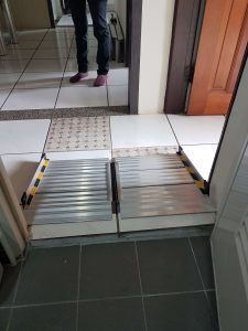 BJ56無障礙斜坡板方便輪椅進出浴室 BJ56無障礙斜坡板方便輪椅進出浴室
