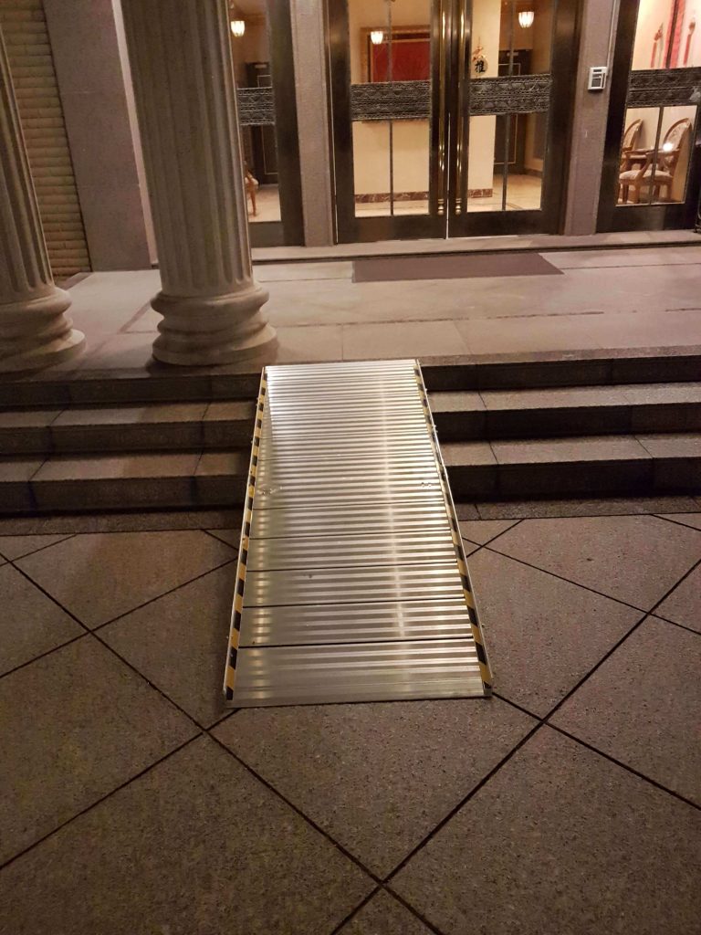 無障礙斜坡板正面照
