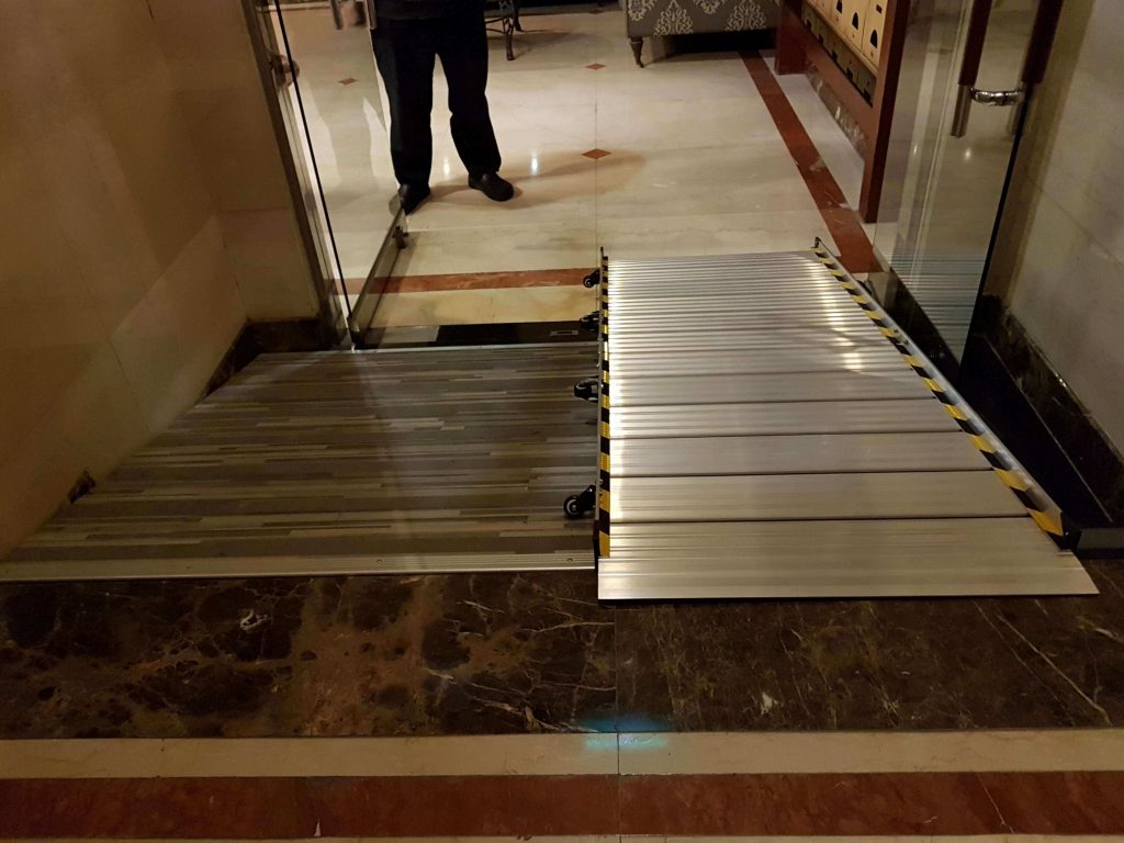 鋁合金無障礙斜坡板 鋁合金無障礙斜坡板