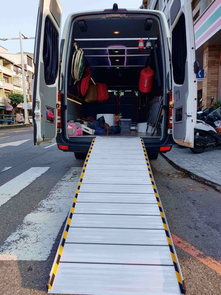 車用斜坡板 BH-262 車用斜坡板 BH-262