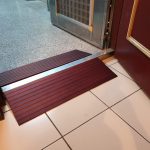 木製斜坡板