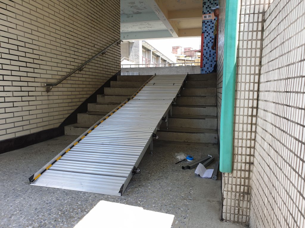 輪椅斜坡板 組合式 4F