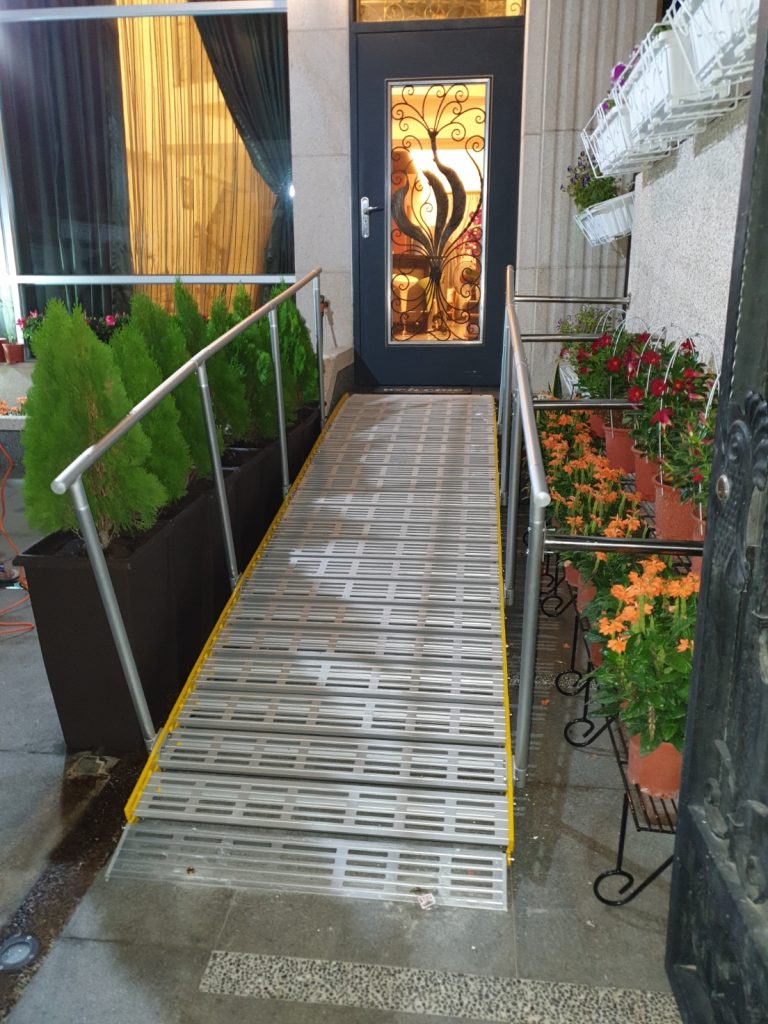 完整度超高的斜坡捲板