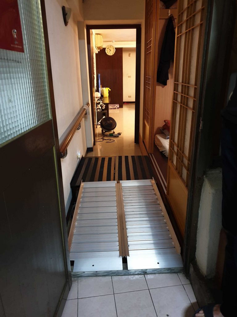 轉彎平台和斜坡板組合