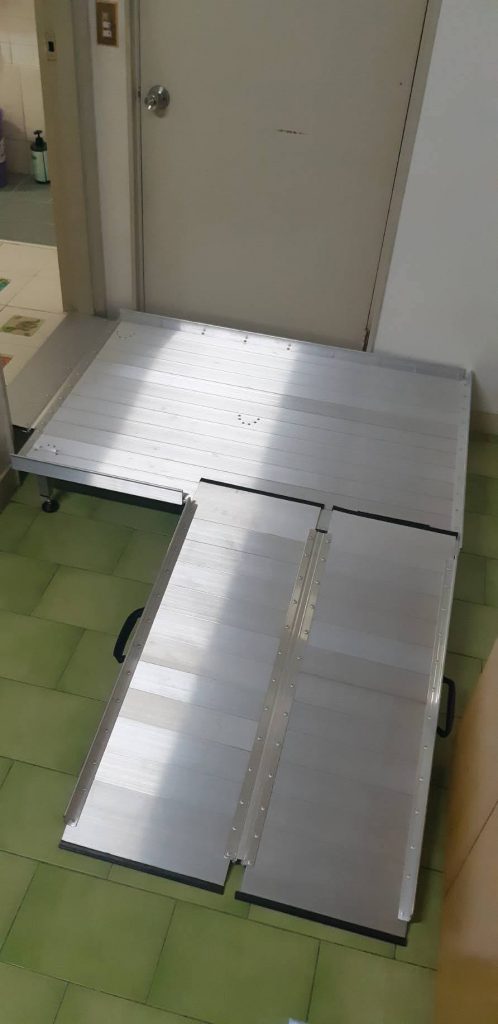 浴室門檻斜坡板加轉彎平台 浴室門檻斜坡板加轉彎平台