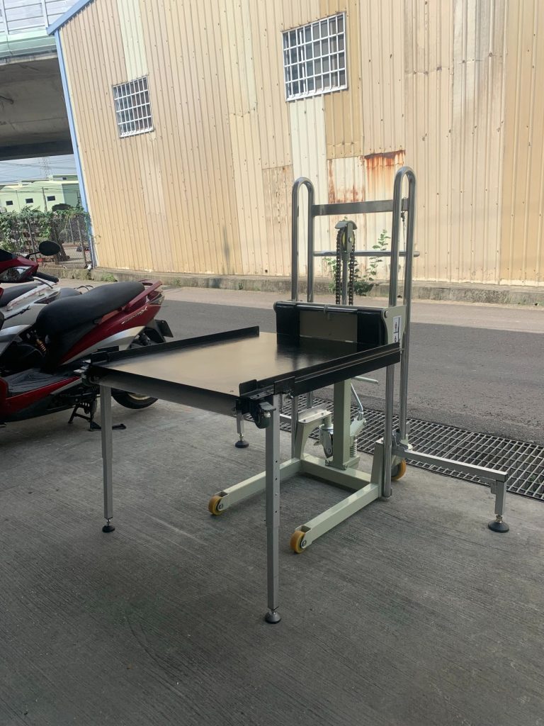腳踏鍊條式升降平台架設完成
