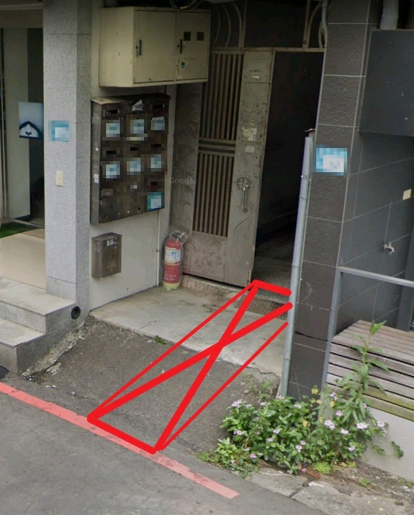 案主草圖:門檻斜坡板極為陡峭
