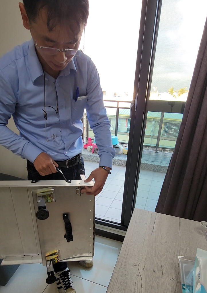 跨門檻斜坡板掀折式舌板台灣製造